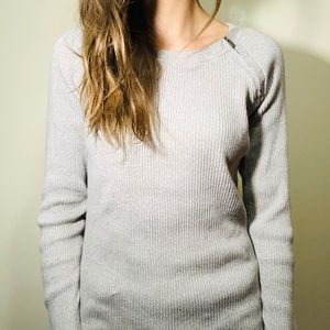 4 Women’s Sweaters
